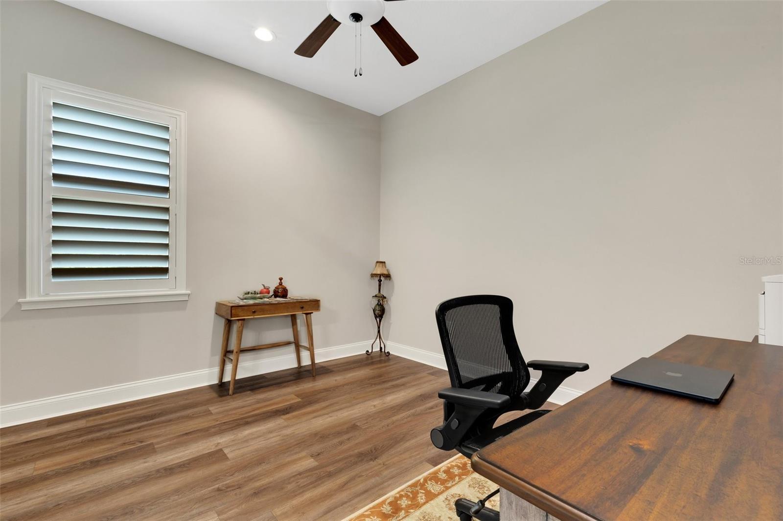 2528 DELPHI WOODS CIR