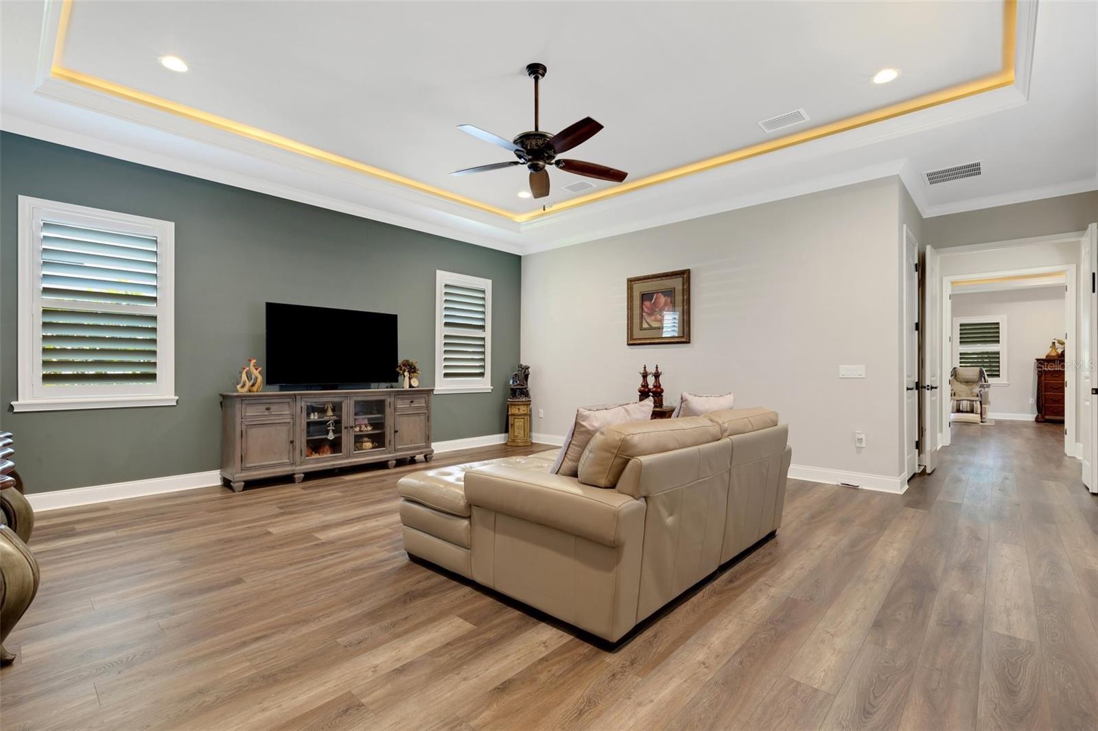 2528 DELPHI WOODS CIR
