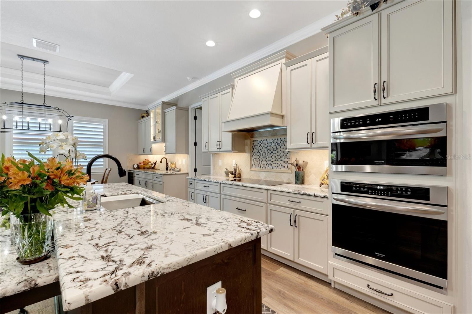 2528 DELPHI WOODS CIR