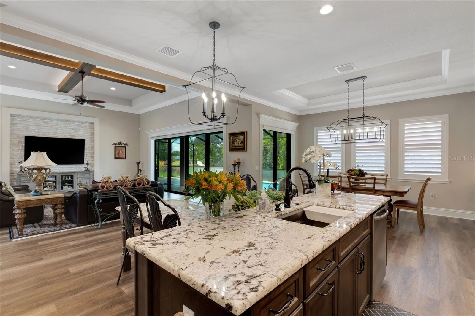 2528 DELPHI WOODS CIR