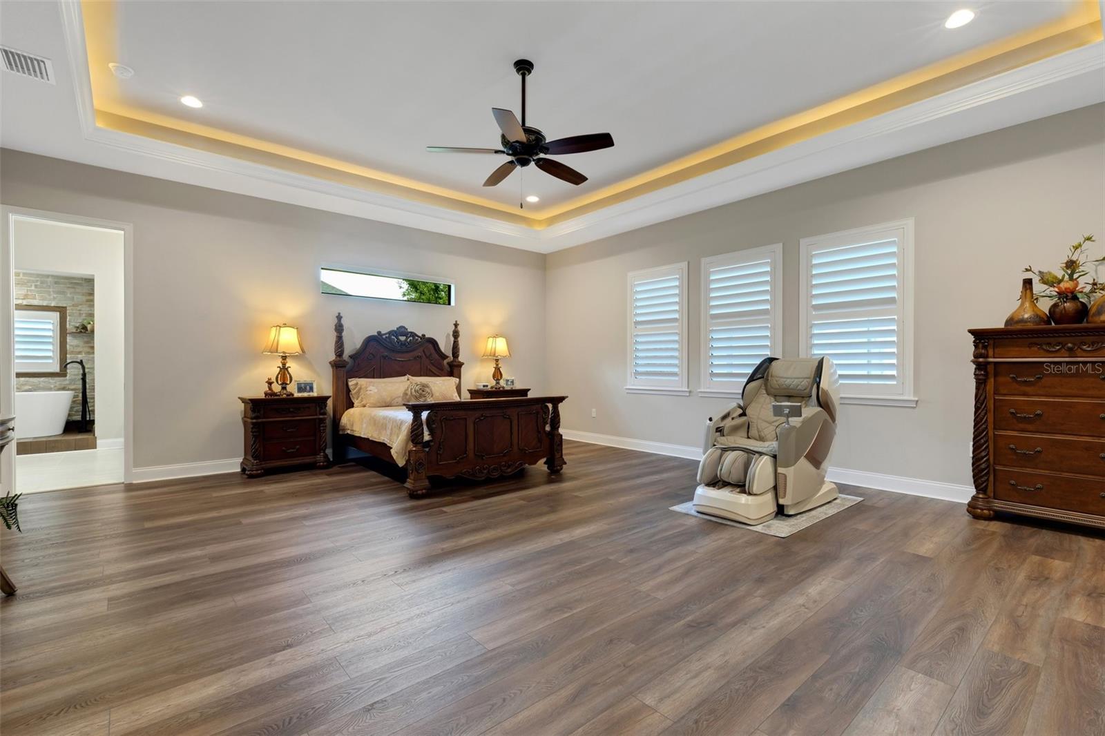 2528 DELPHI WOODS CIR