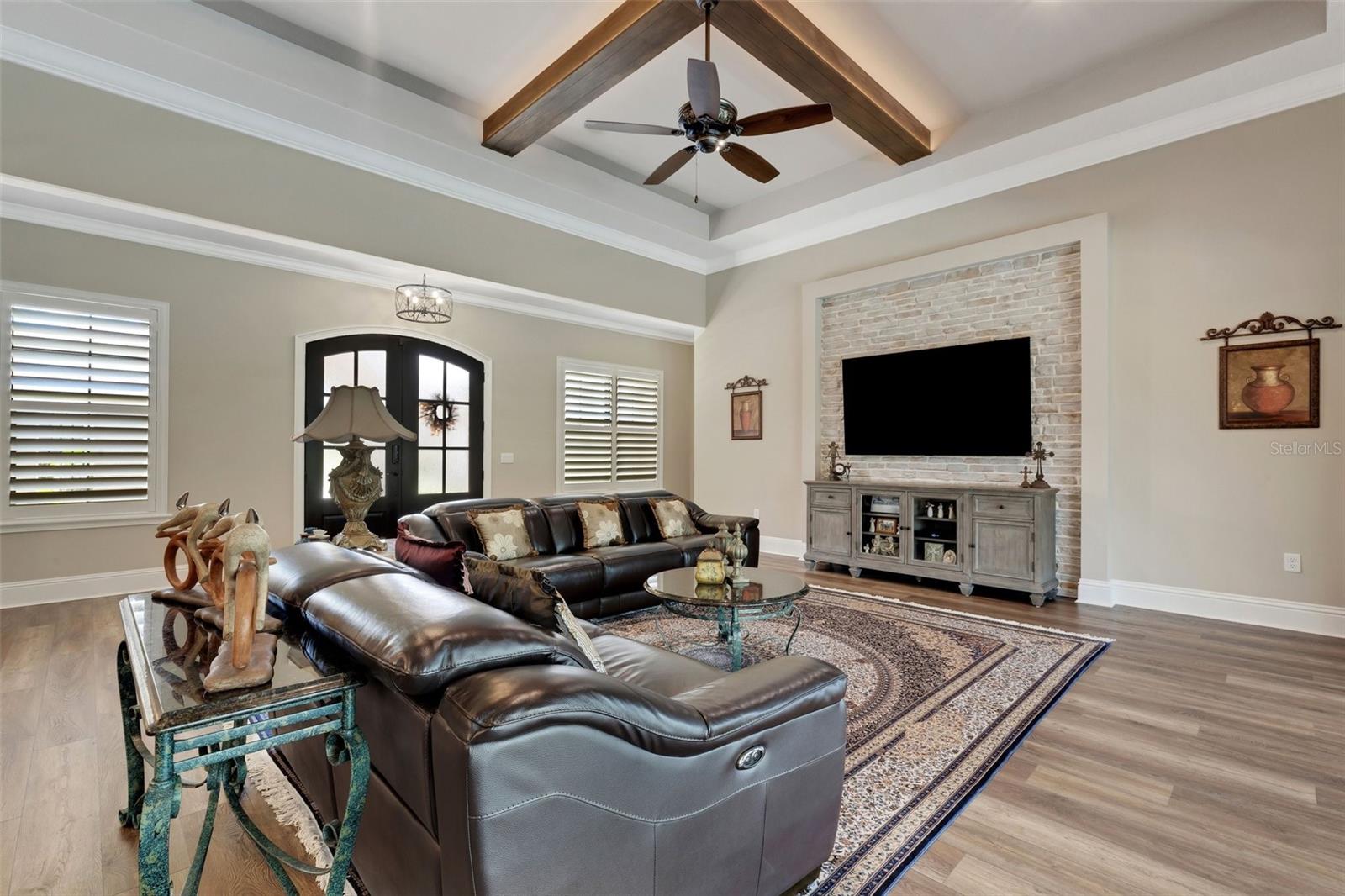 2528 DELPHI WOODS CIR