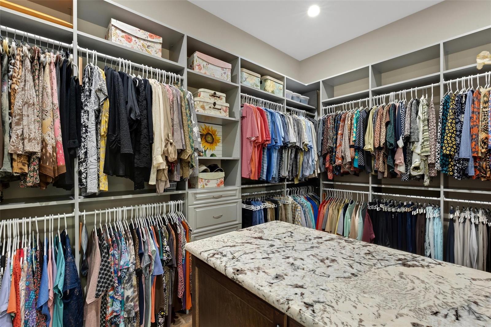 2528 DELPHI WOODS CIR