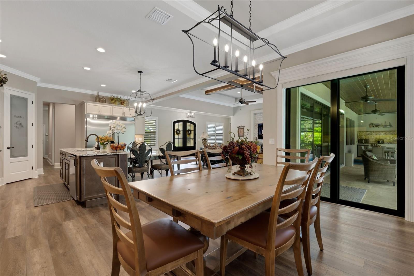 2528 DELPHI WOODS CIR