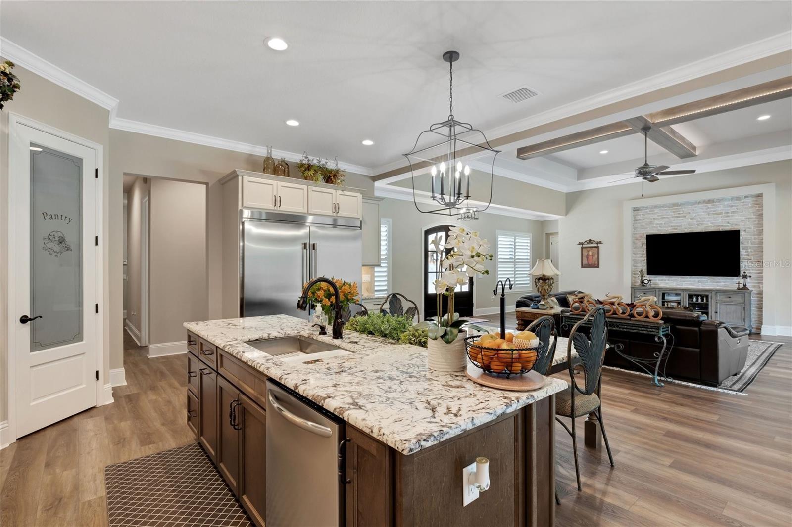 2528 DELPHI WOODS CIR