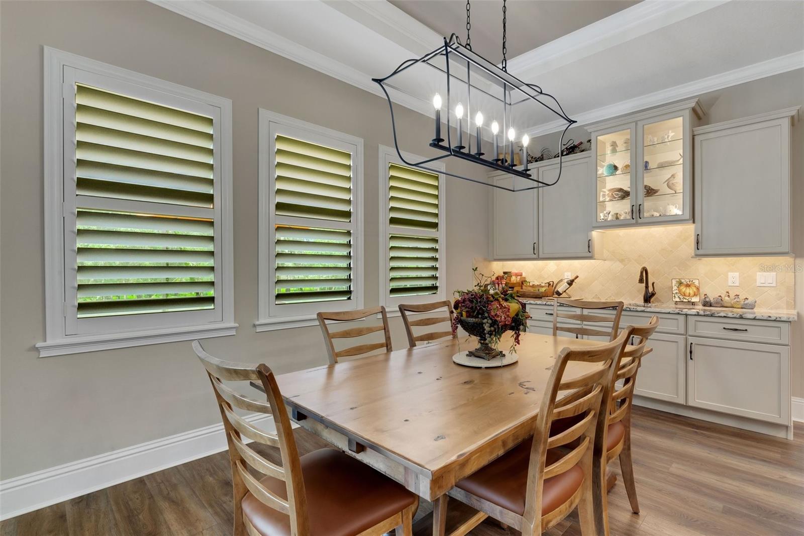 2528 DELPHI WOODS CIR