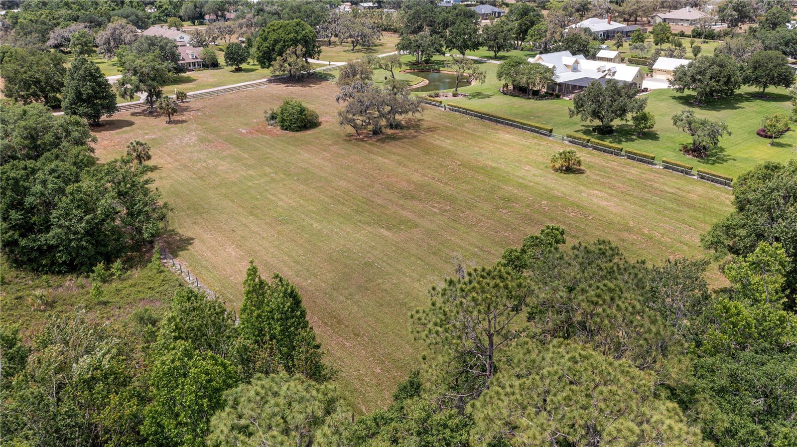 IRON OAKS, LOT 7 LN