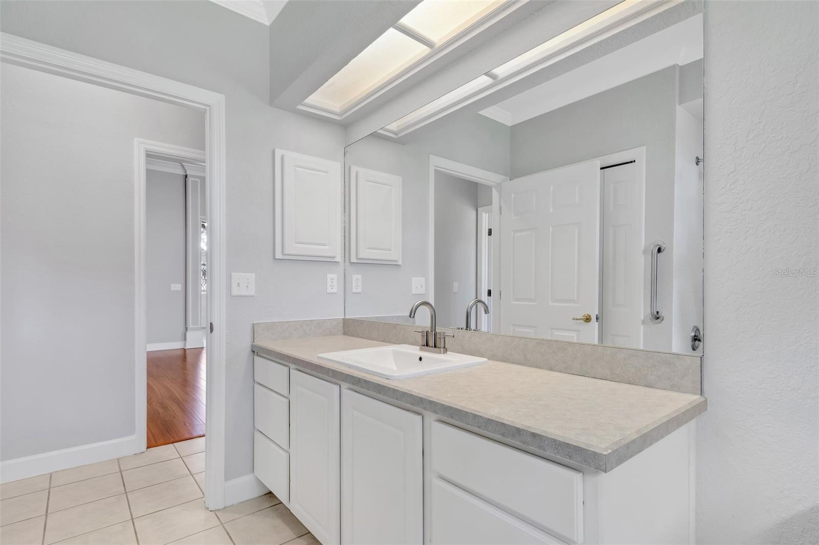 3539 ASHLING DR