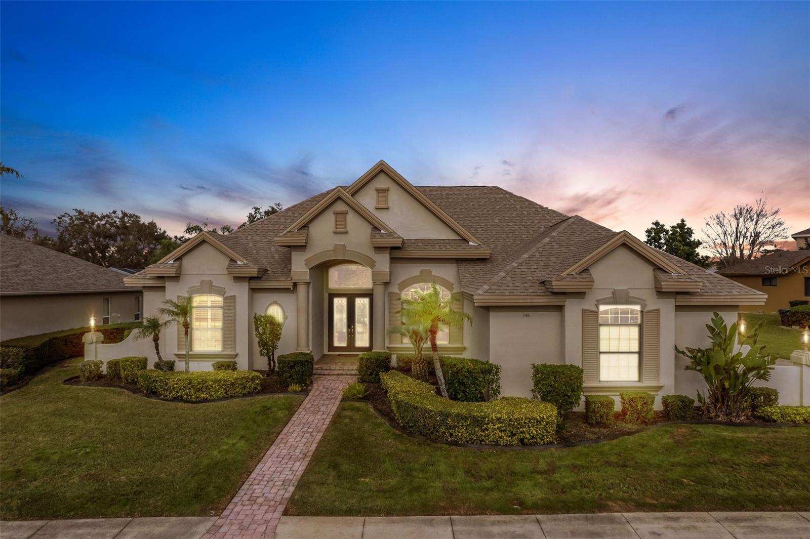 746 WHISPER WOODS DR