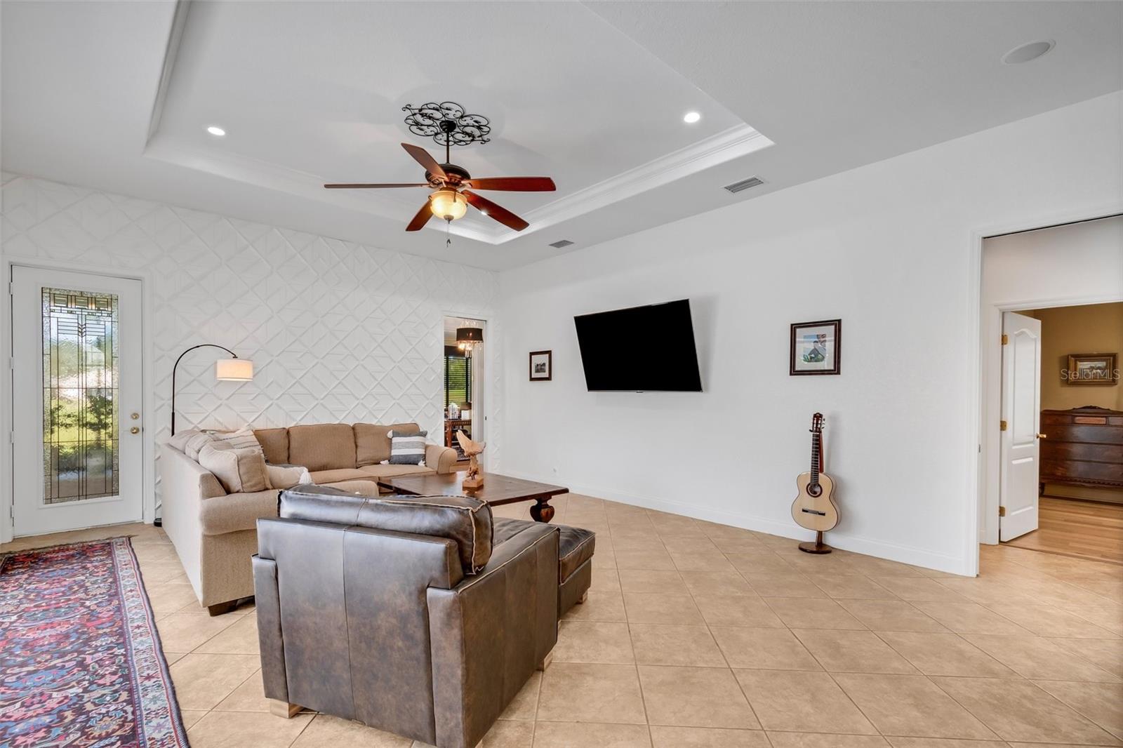 746 WHISPER WOODS DR