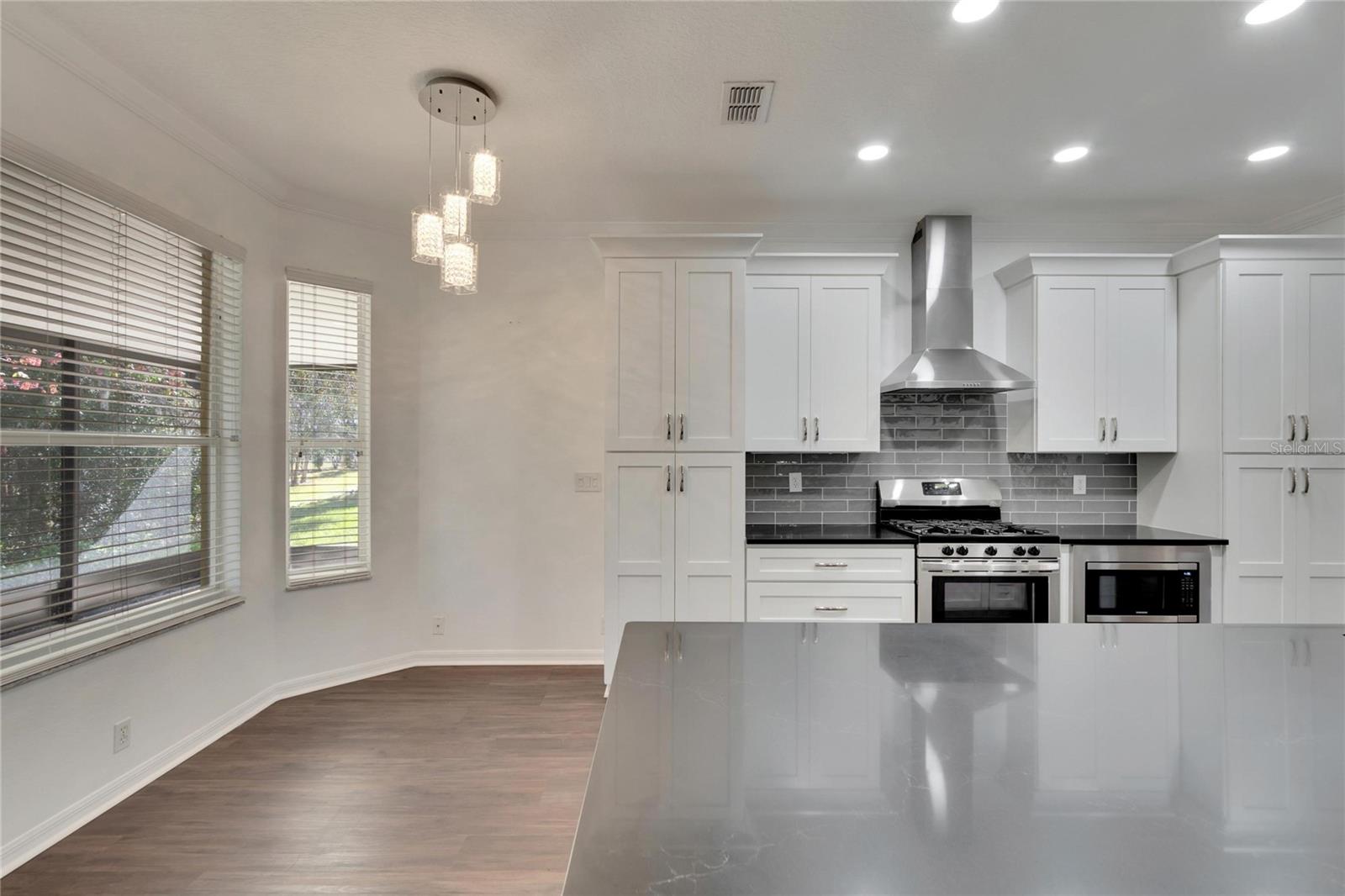3144 BELLFLOWER WAY