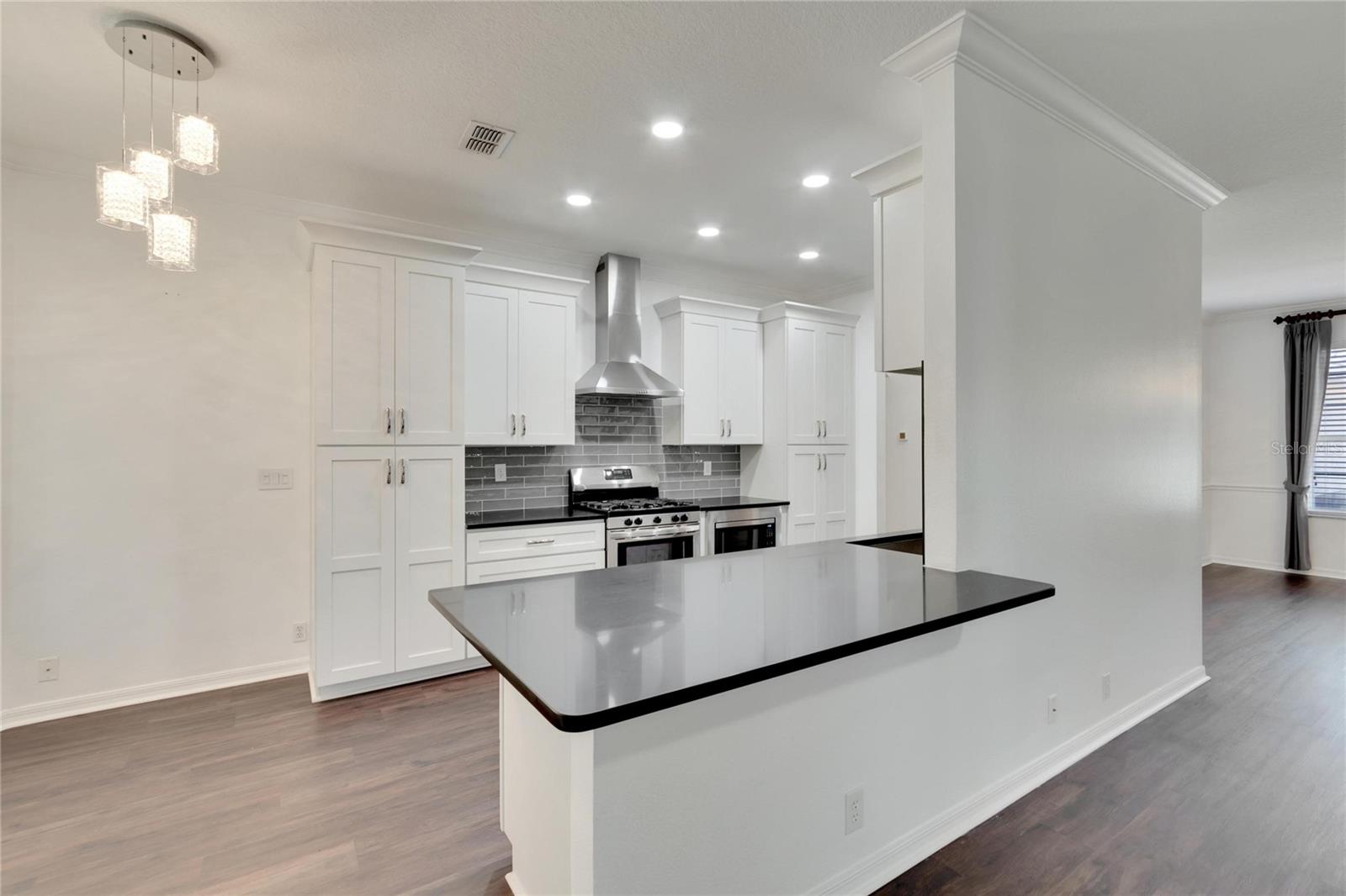 3144 BELLFLOWER WAY