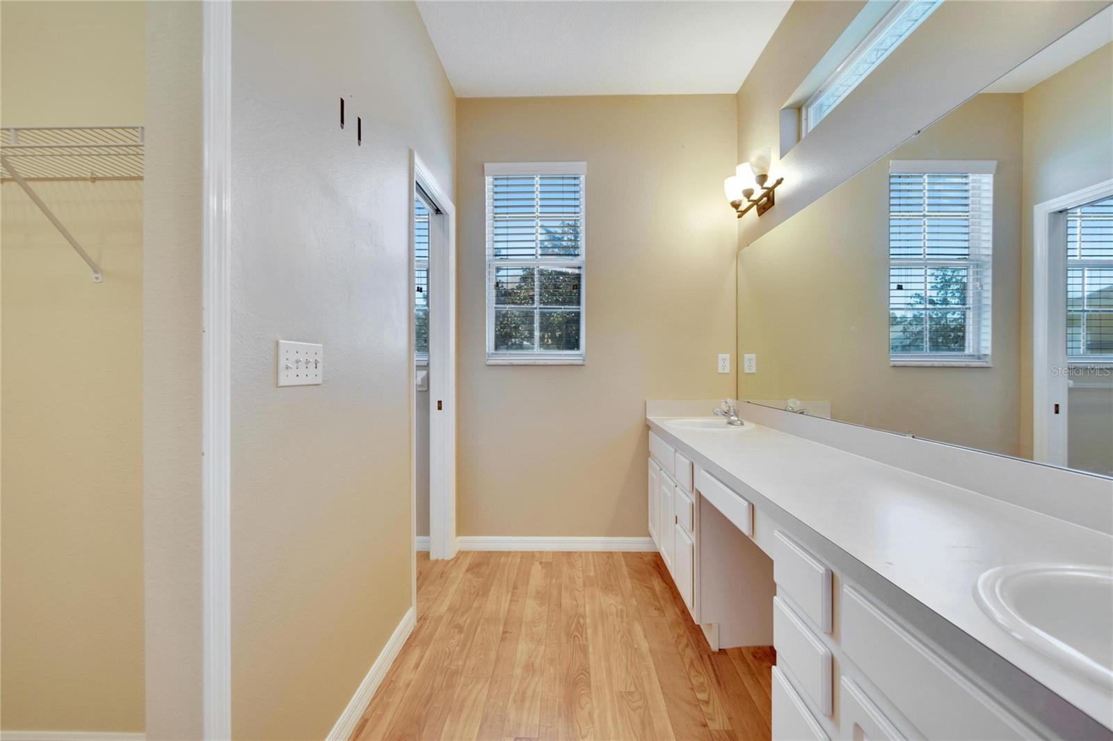 3144 BELLFLOWER WAY
