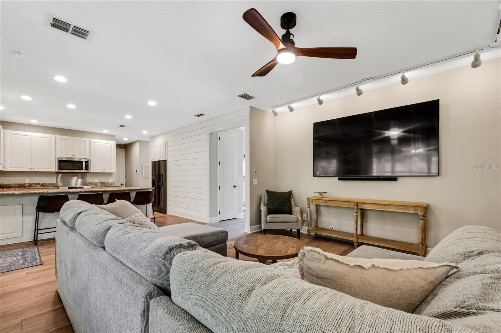 300 OSPREY LANDING WAY
