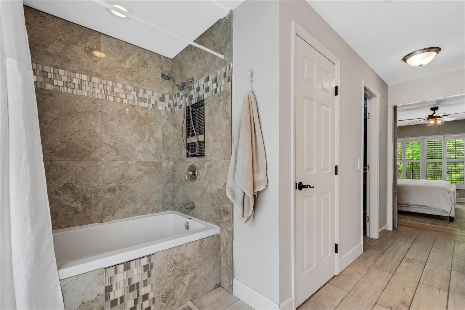300 OSPREY LANDING WAY