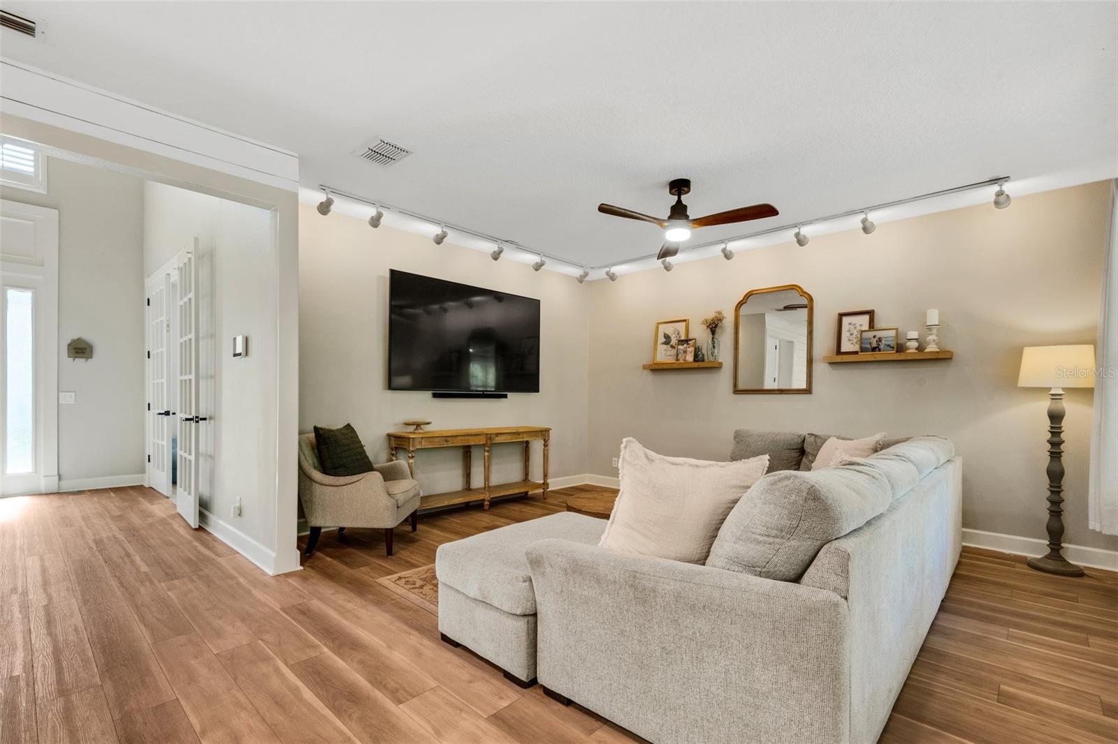 300 OSPREY LANDING WAY