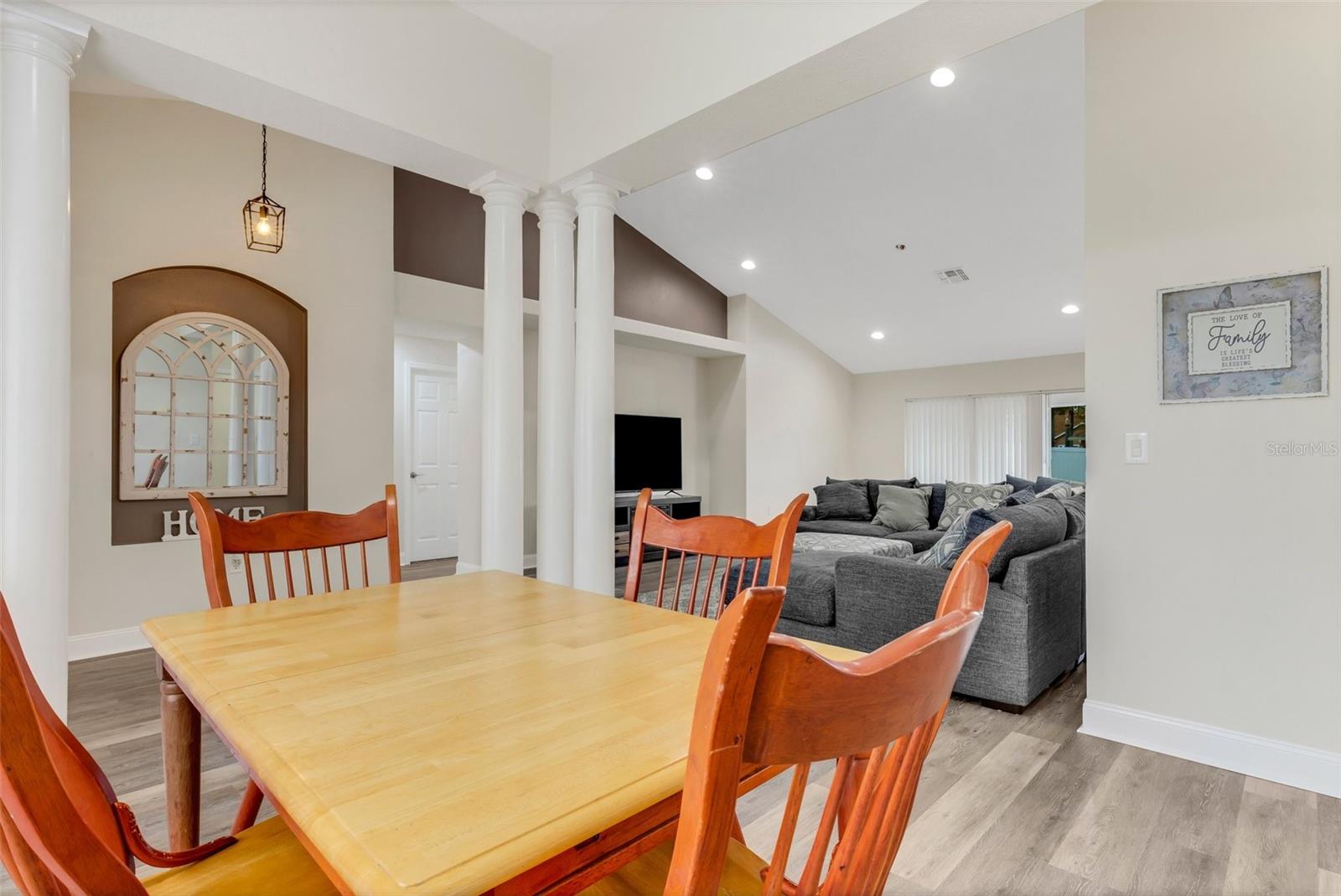 3866 ALAMANDA HILLS PL