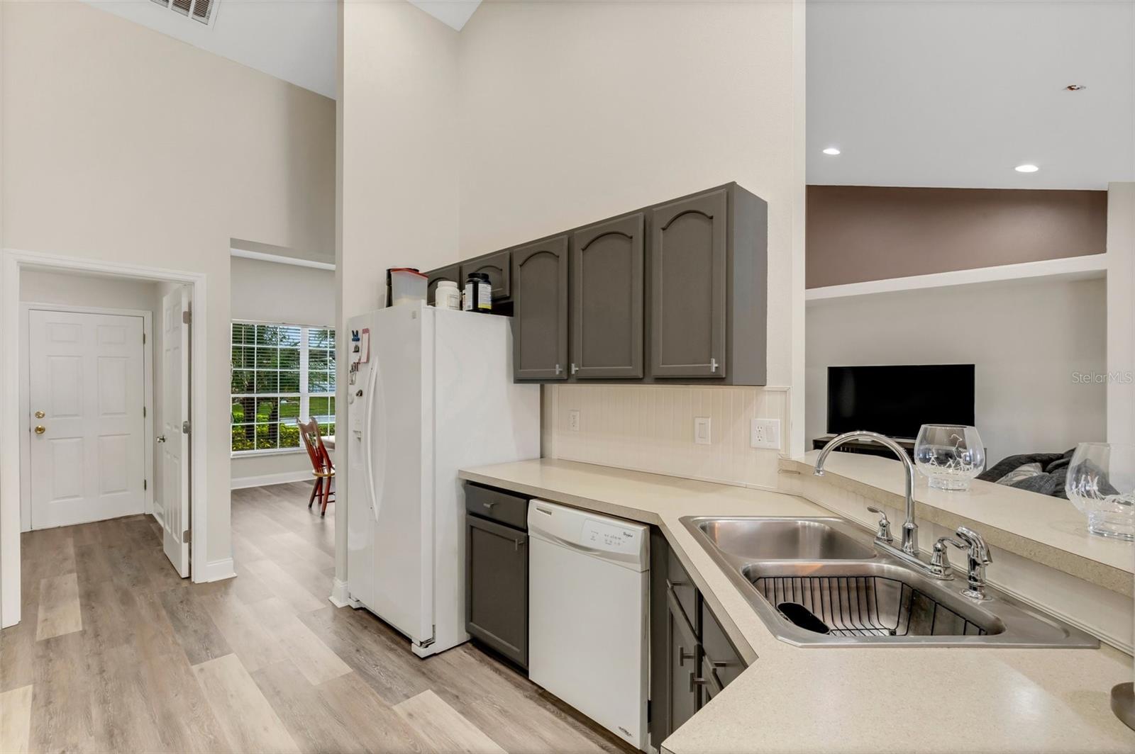 3866 ALAMANDA HILLS PL