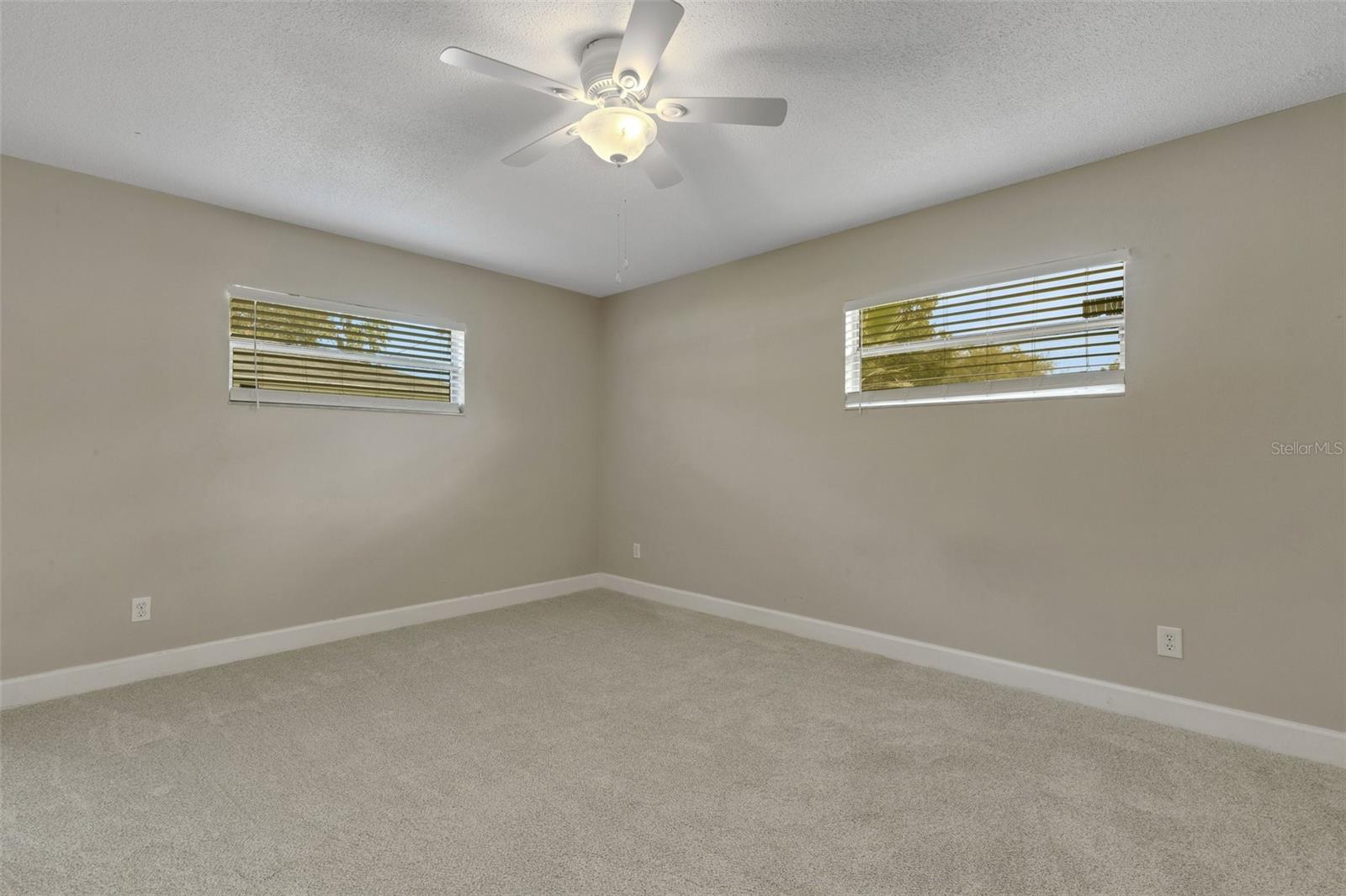 1621 STACY DR
