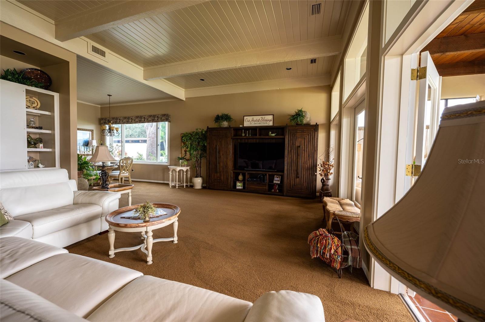 8 CASA LOMA WAY #8