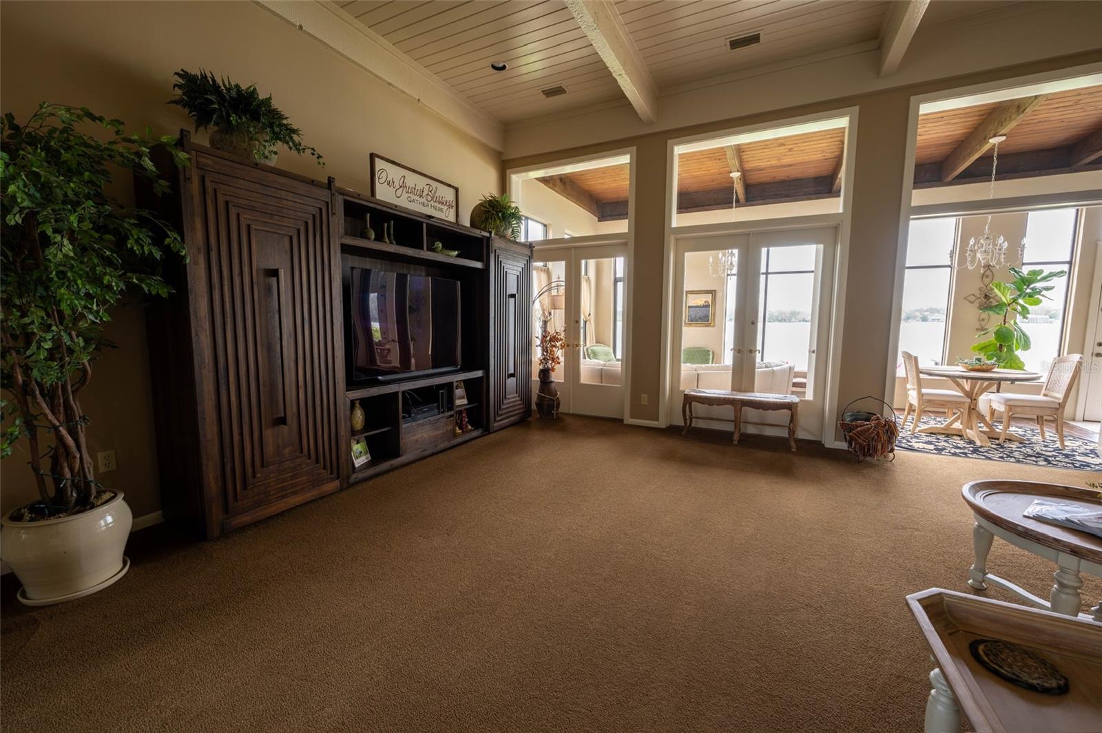 8 CASA LOMA WAY #8