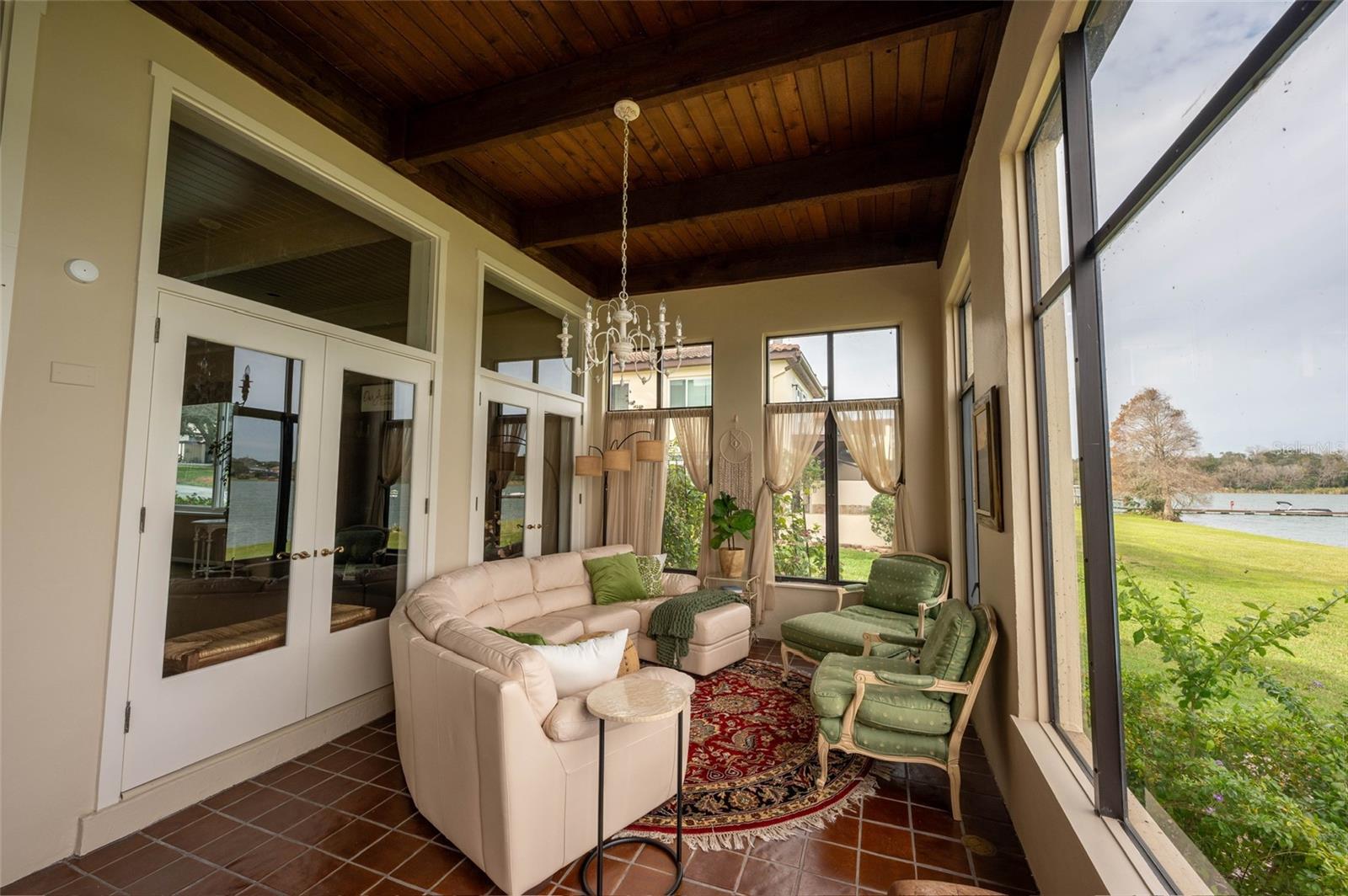 8 CASA LOMA WAY #8