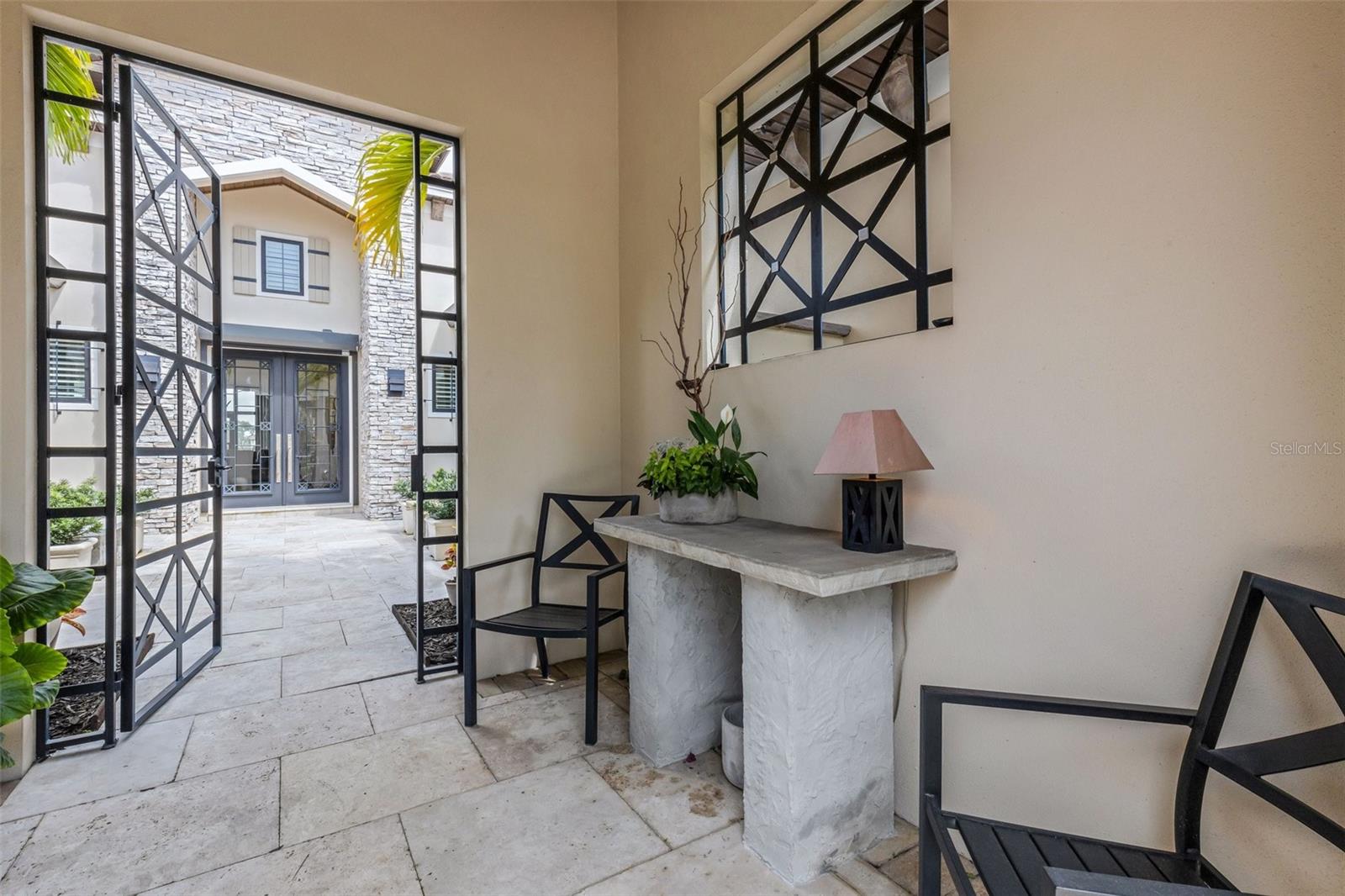 2928 SANCTUARY CIR