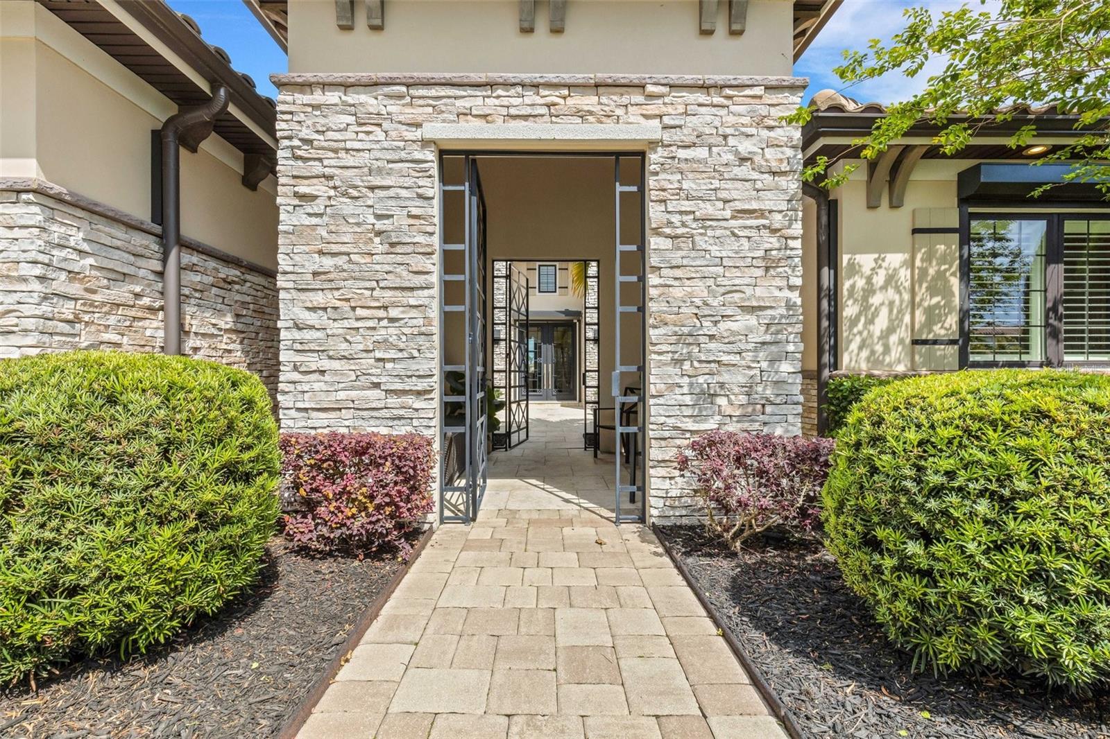 2928 SANCTUARY CIR