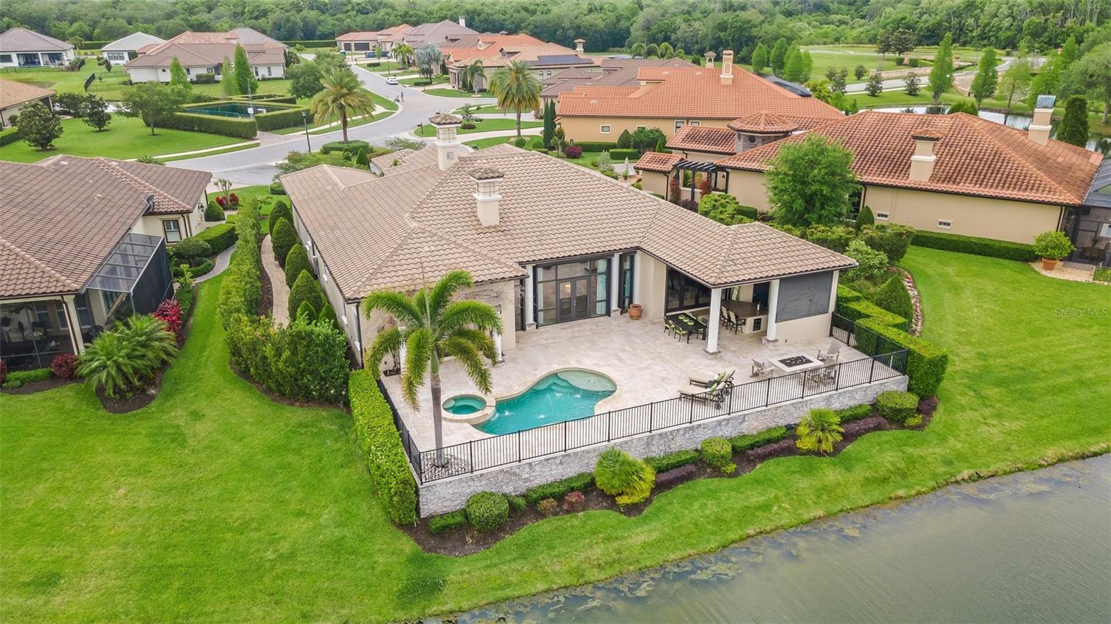 2928 SANCTUARY CIR
