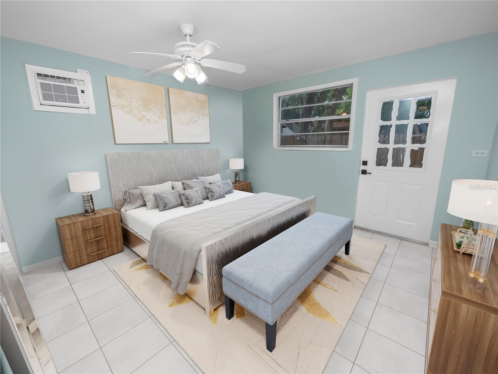 921 E BELLA VISTA ST