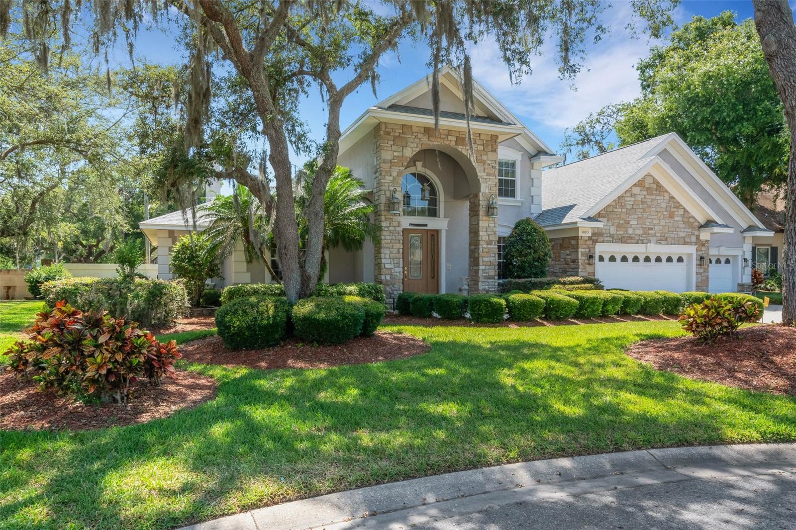 1083 LAKE DEESON WOODS LN