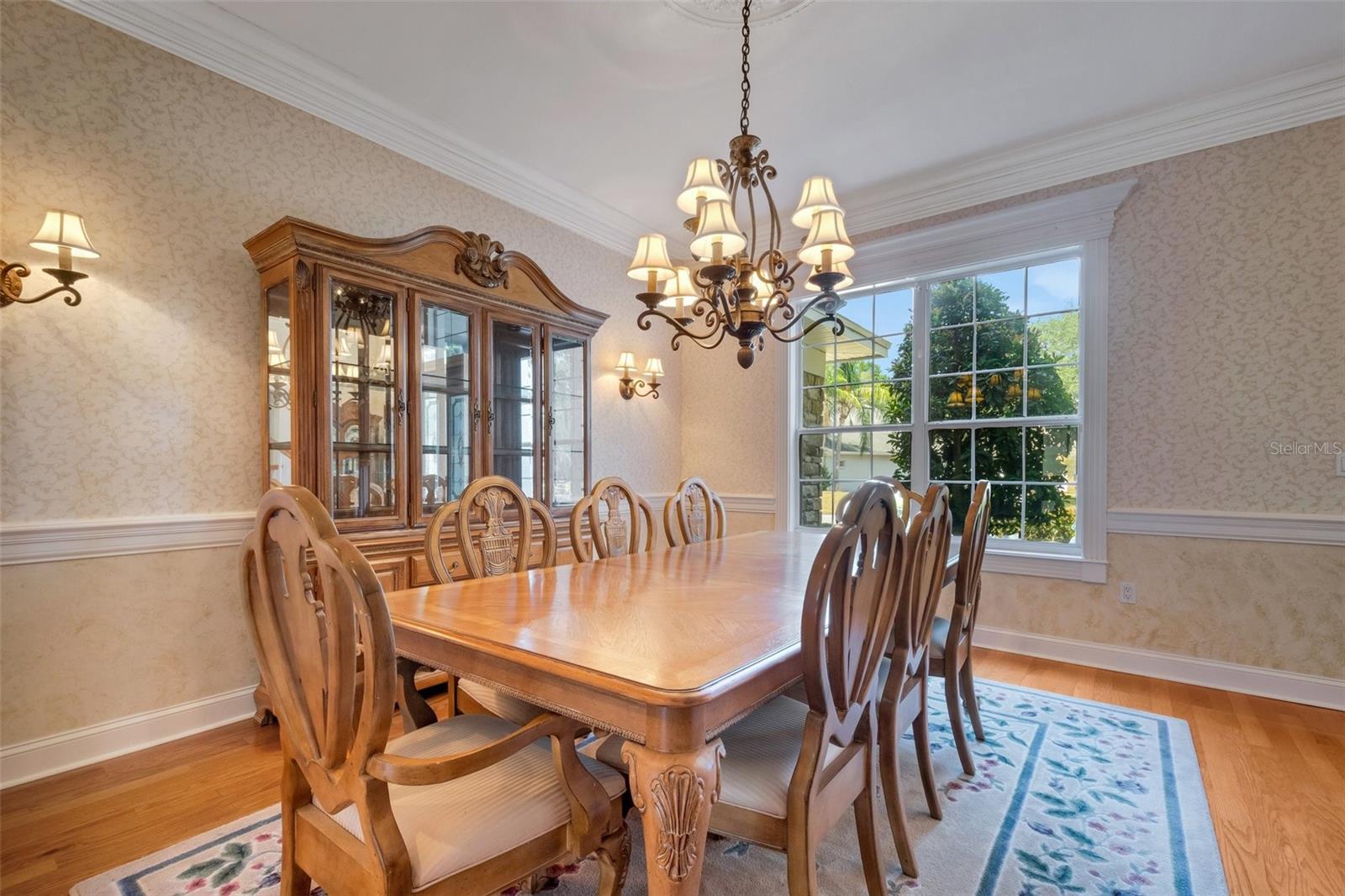 1083 LAKE DEESON WOODS LN