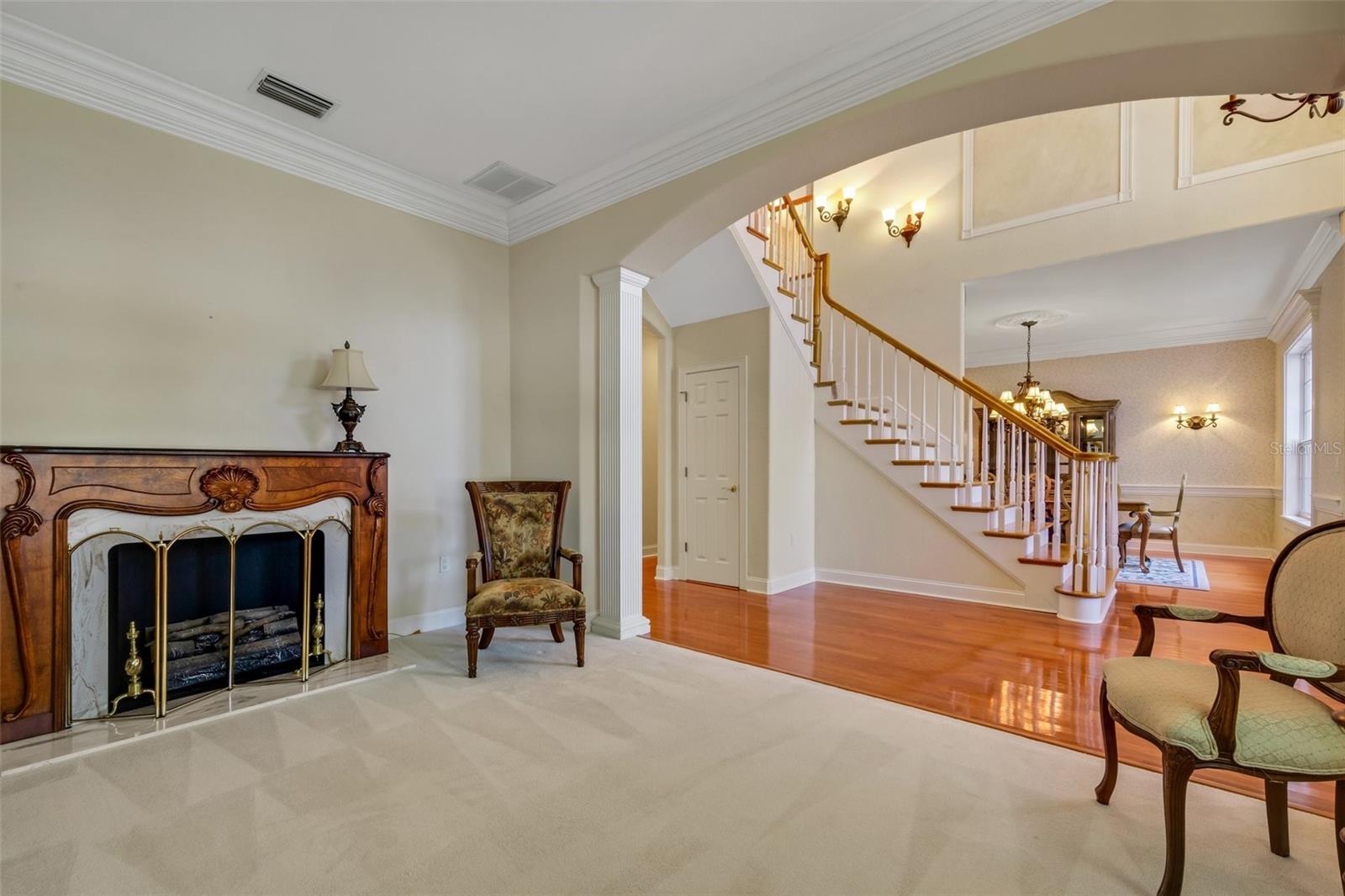 1083 LAKE DEESON WOODS LN