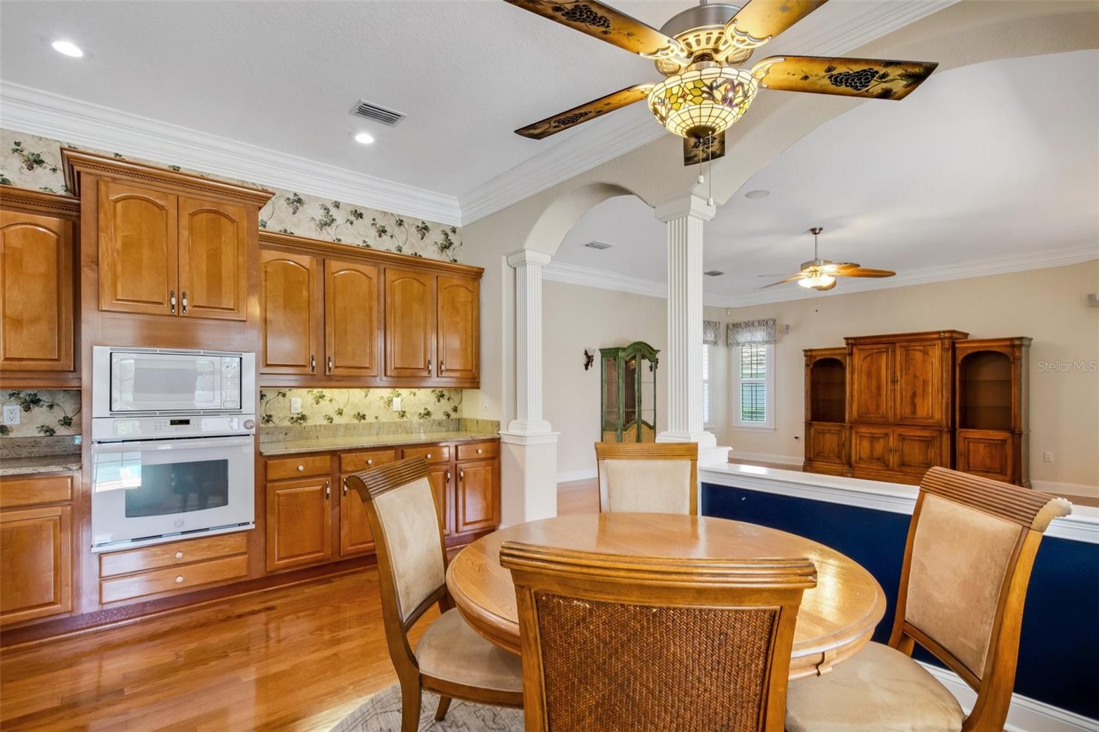 1083 LAKE DEESON WOODS LN