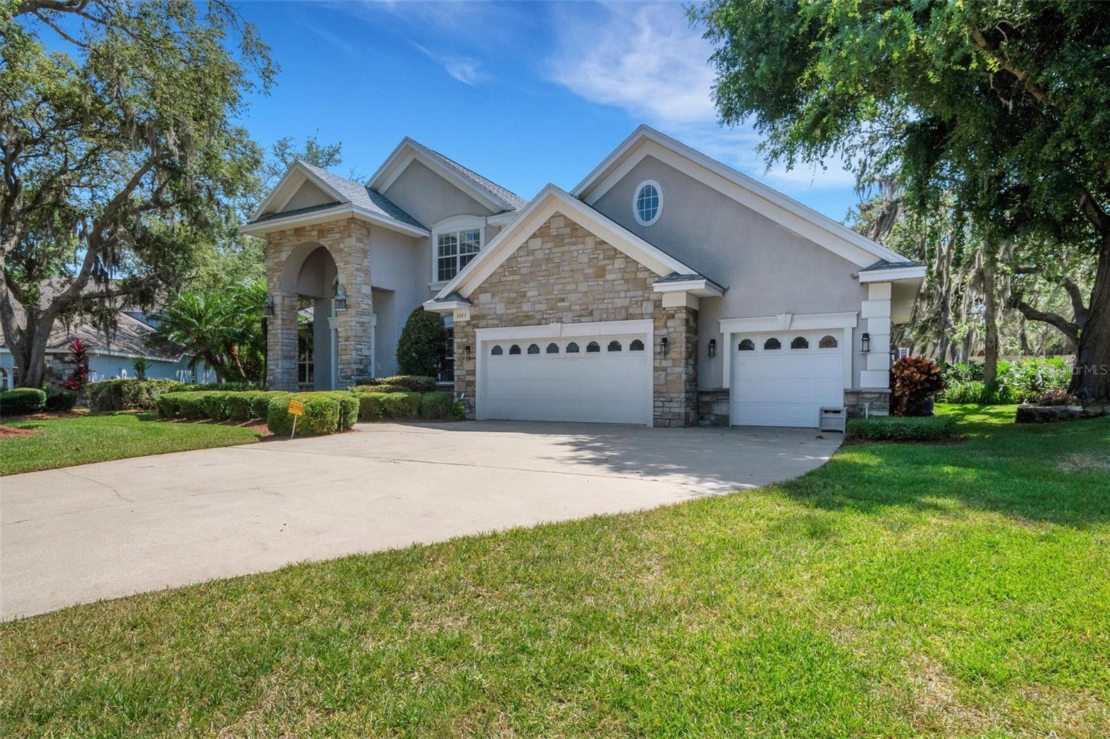 1083 LAKE DEESON WOODS LN
