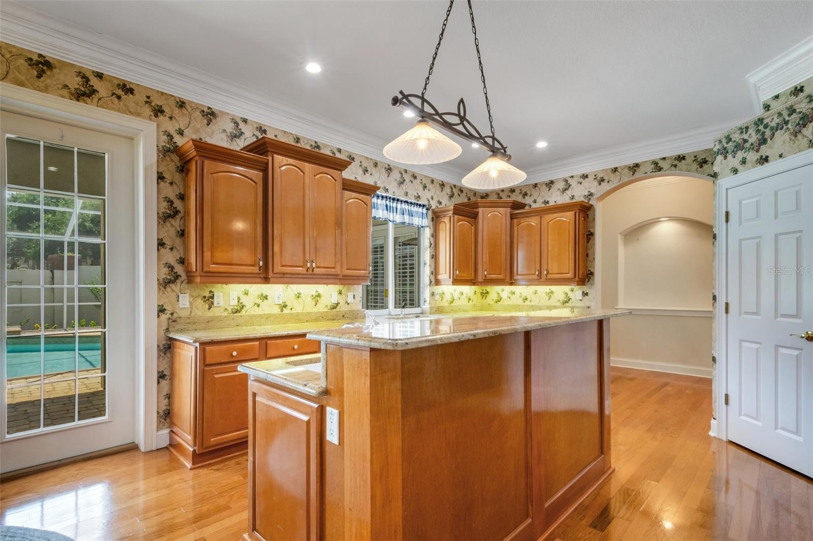 1083 LAKE DEESON WOODS LN