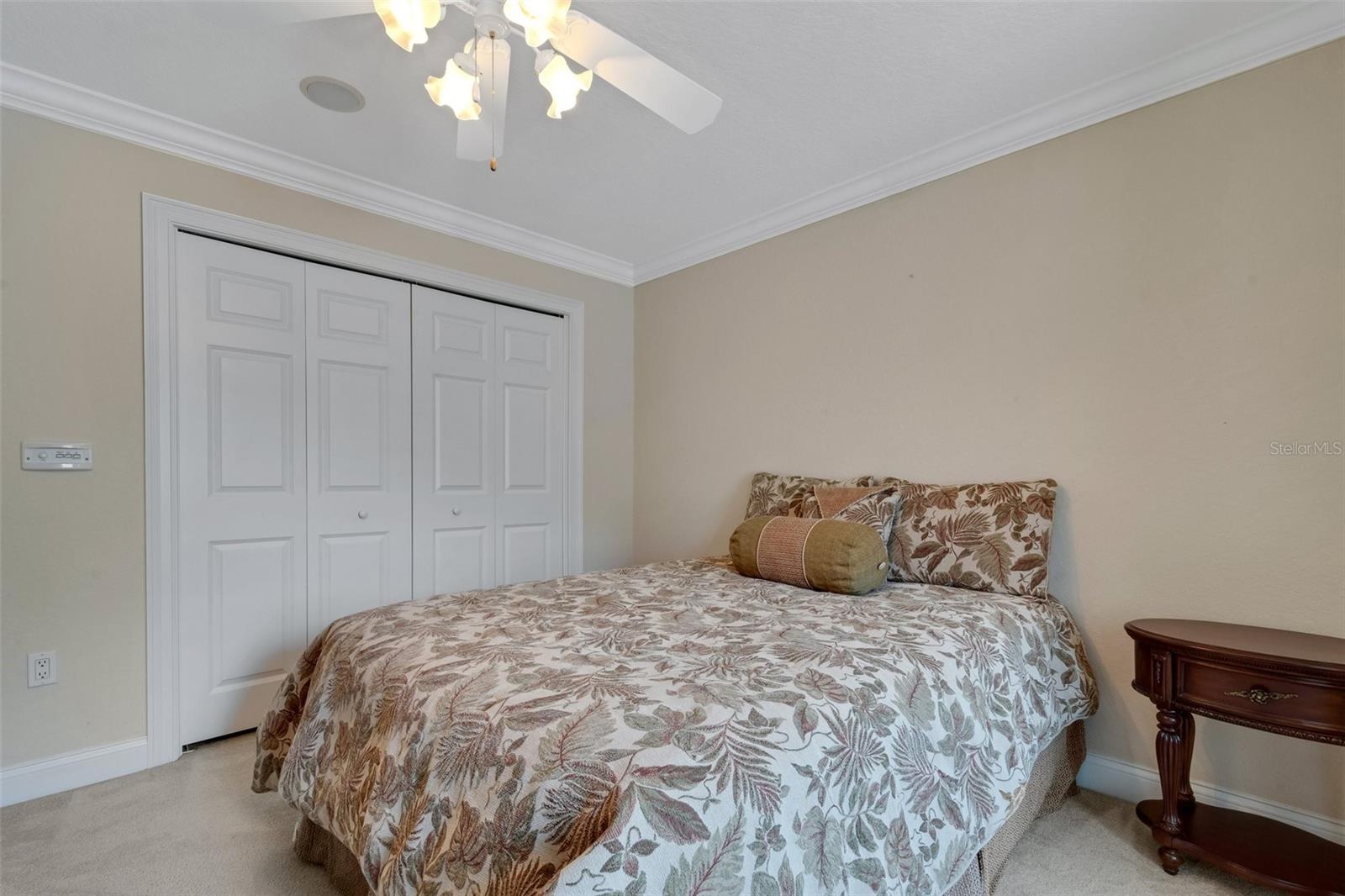 1083 LAKE DEESON WOODS LN