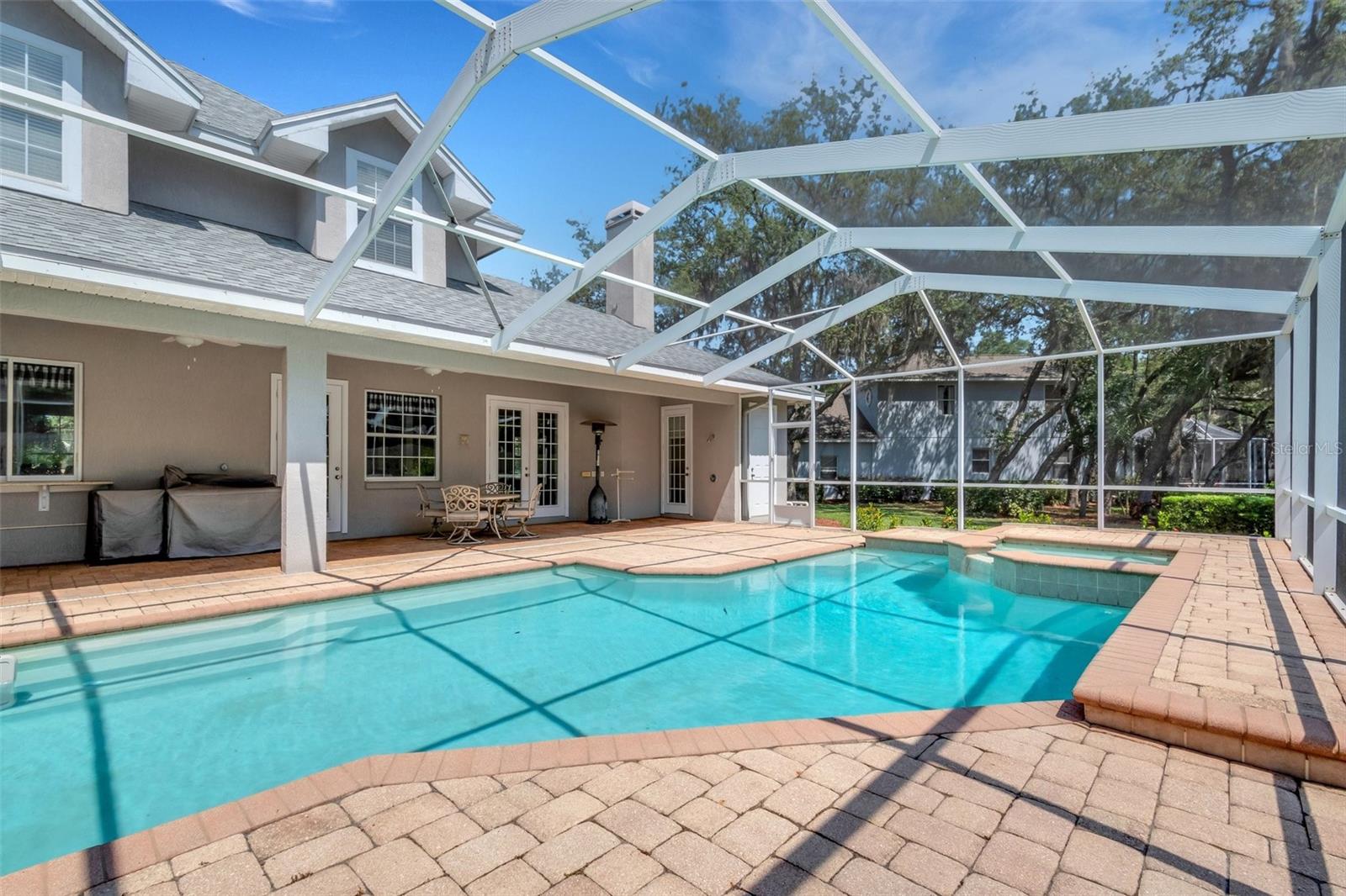 1083 LAKE DEESON WOODS LN