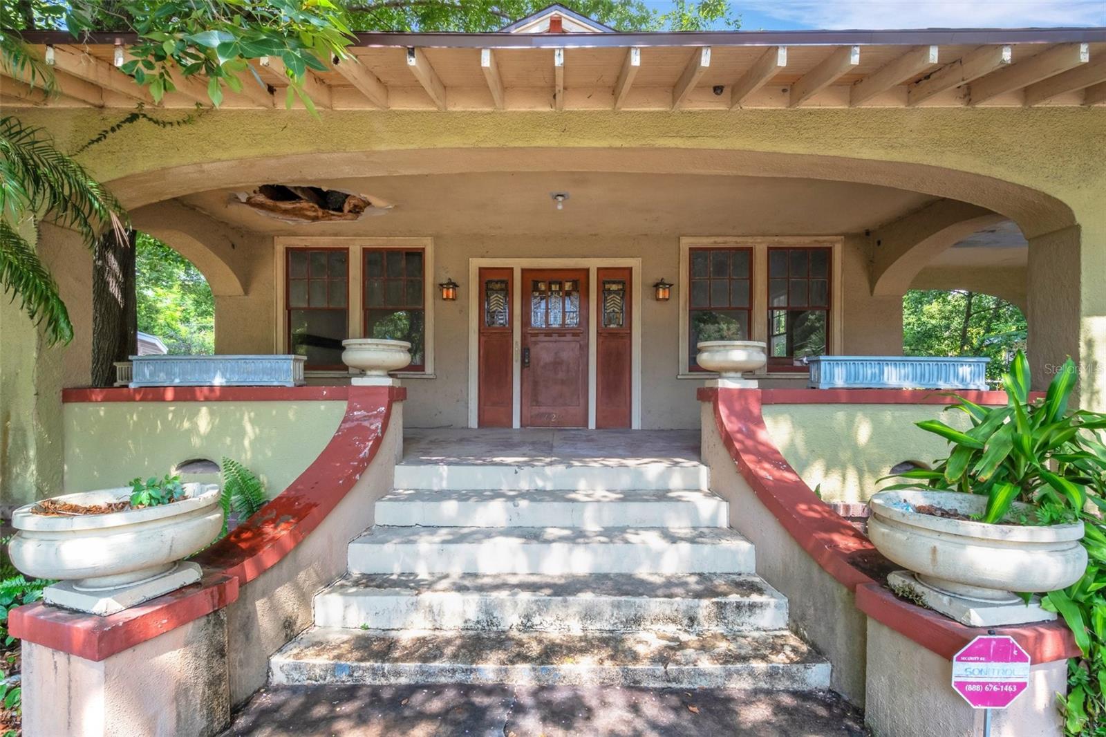 622 S INGRAHAM AVE