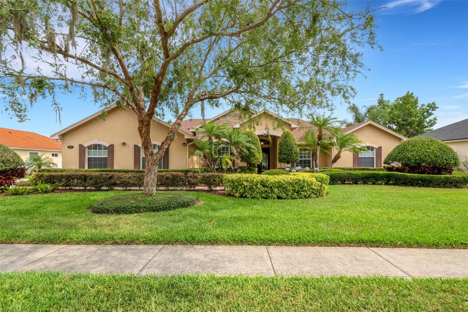 126 SHANNON OAKS DR