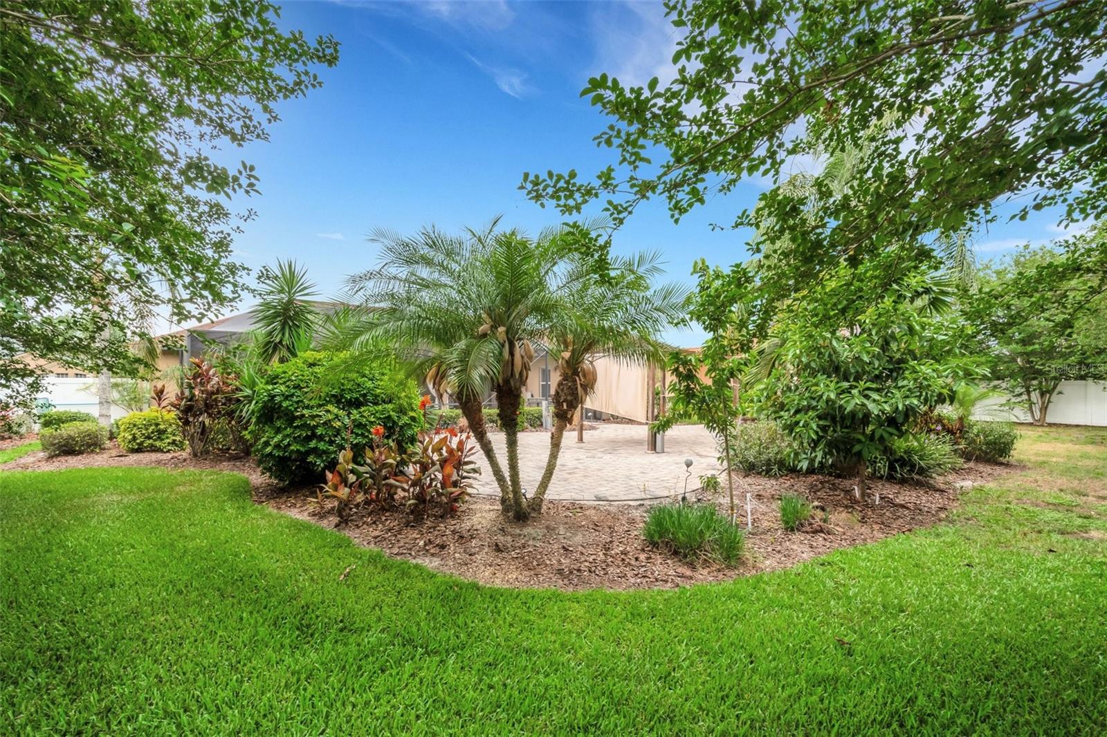126 SHANNON OAKS DR