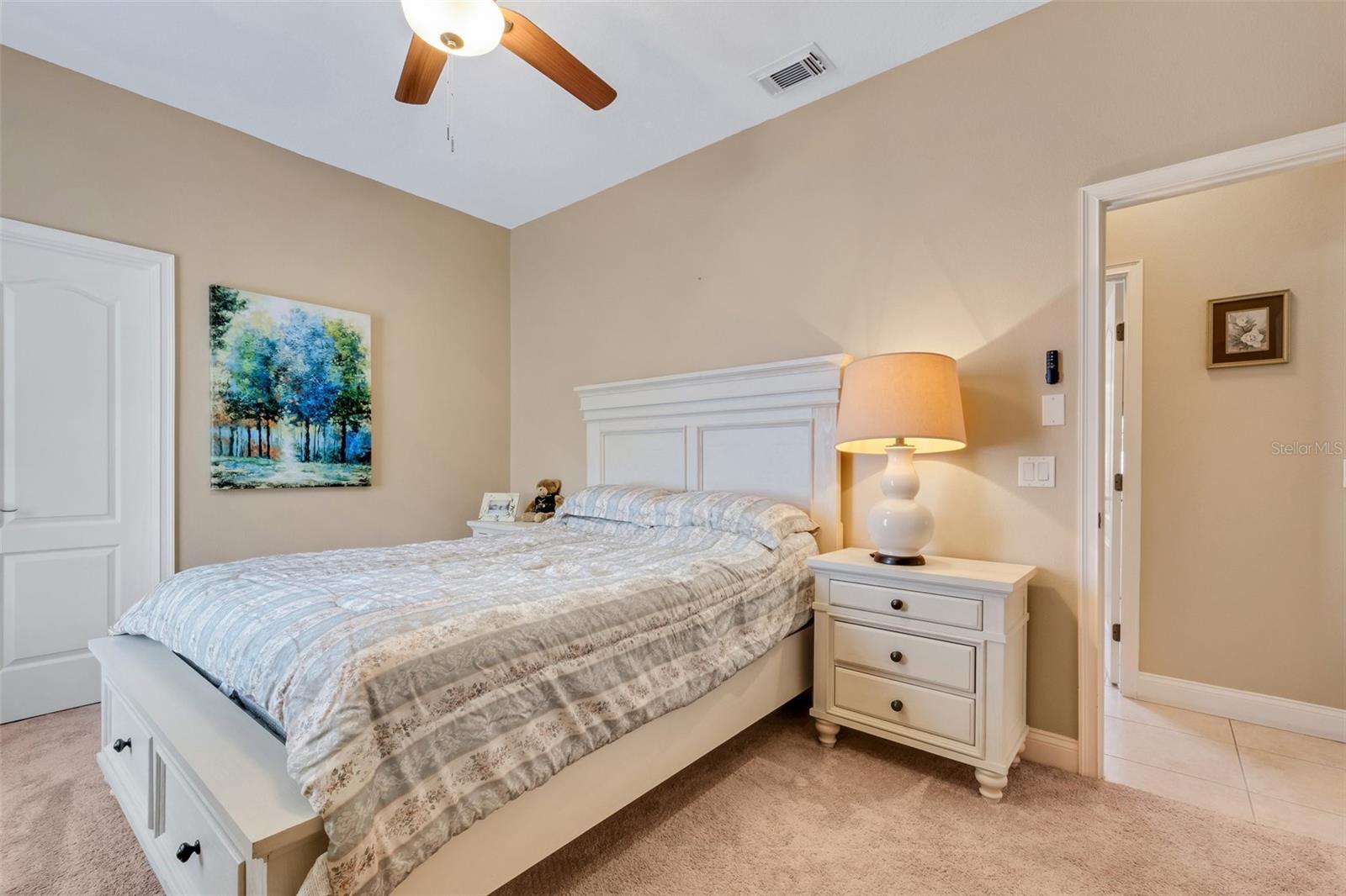126 SHANNON OAKS DR