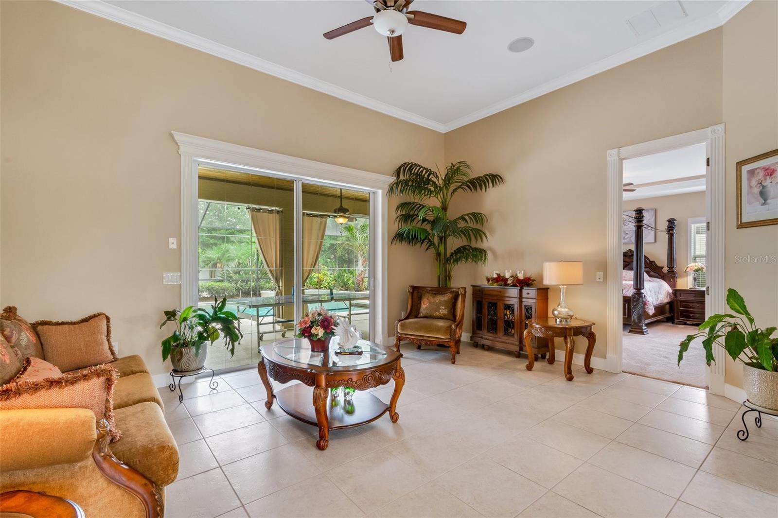 126 SHANNON OAKS DR