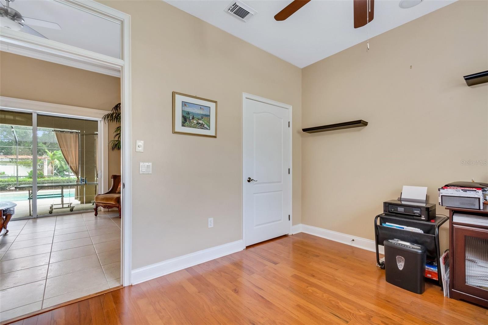 126 SHANNON OAKS DR