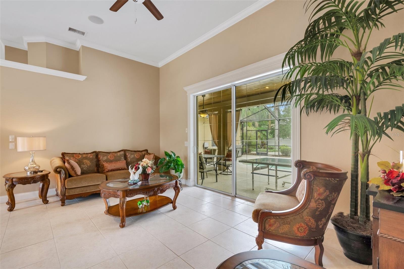 126 SHANNON OAKS DR