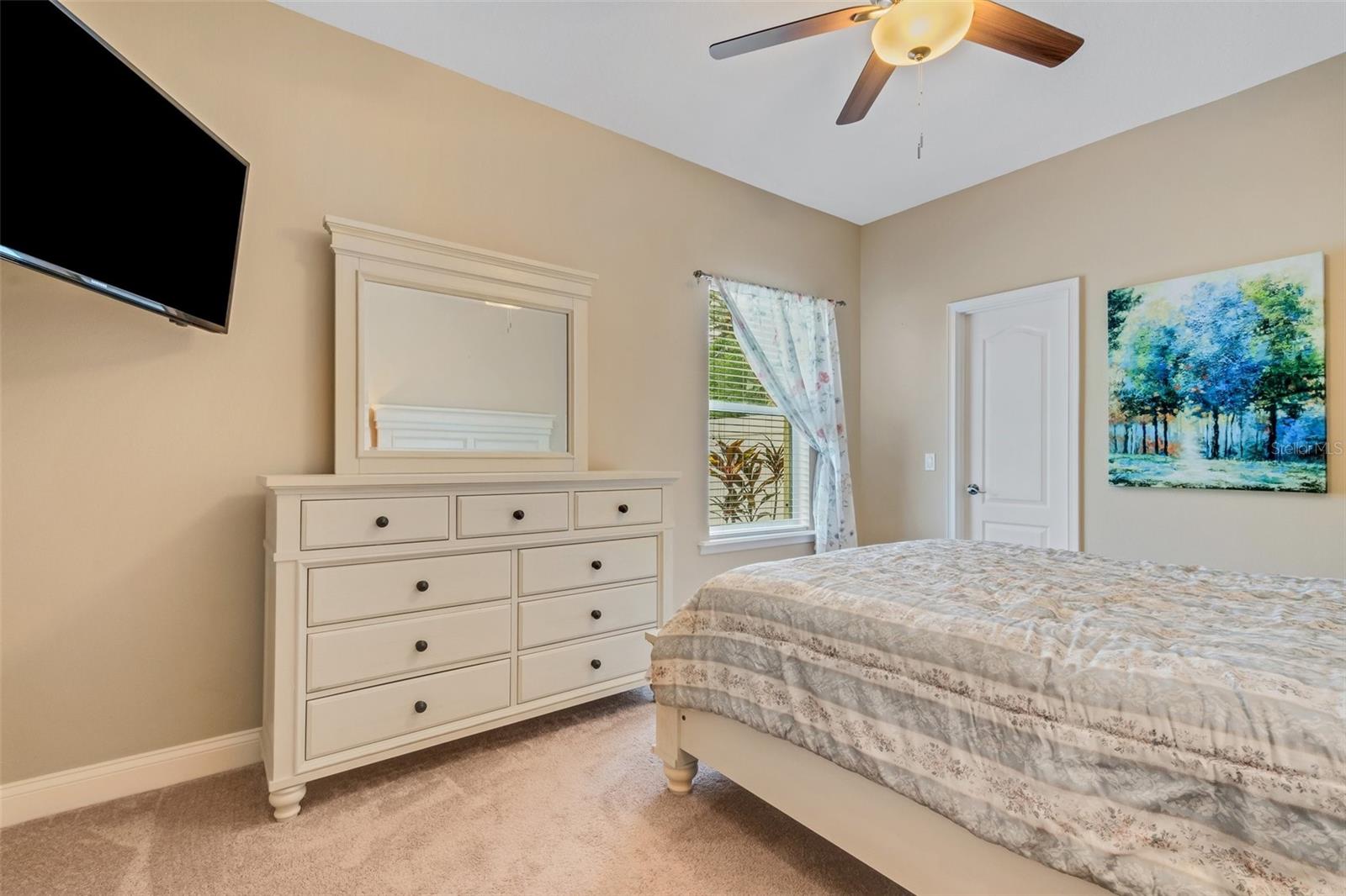 126 SHANNON OAKS DR