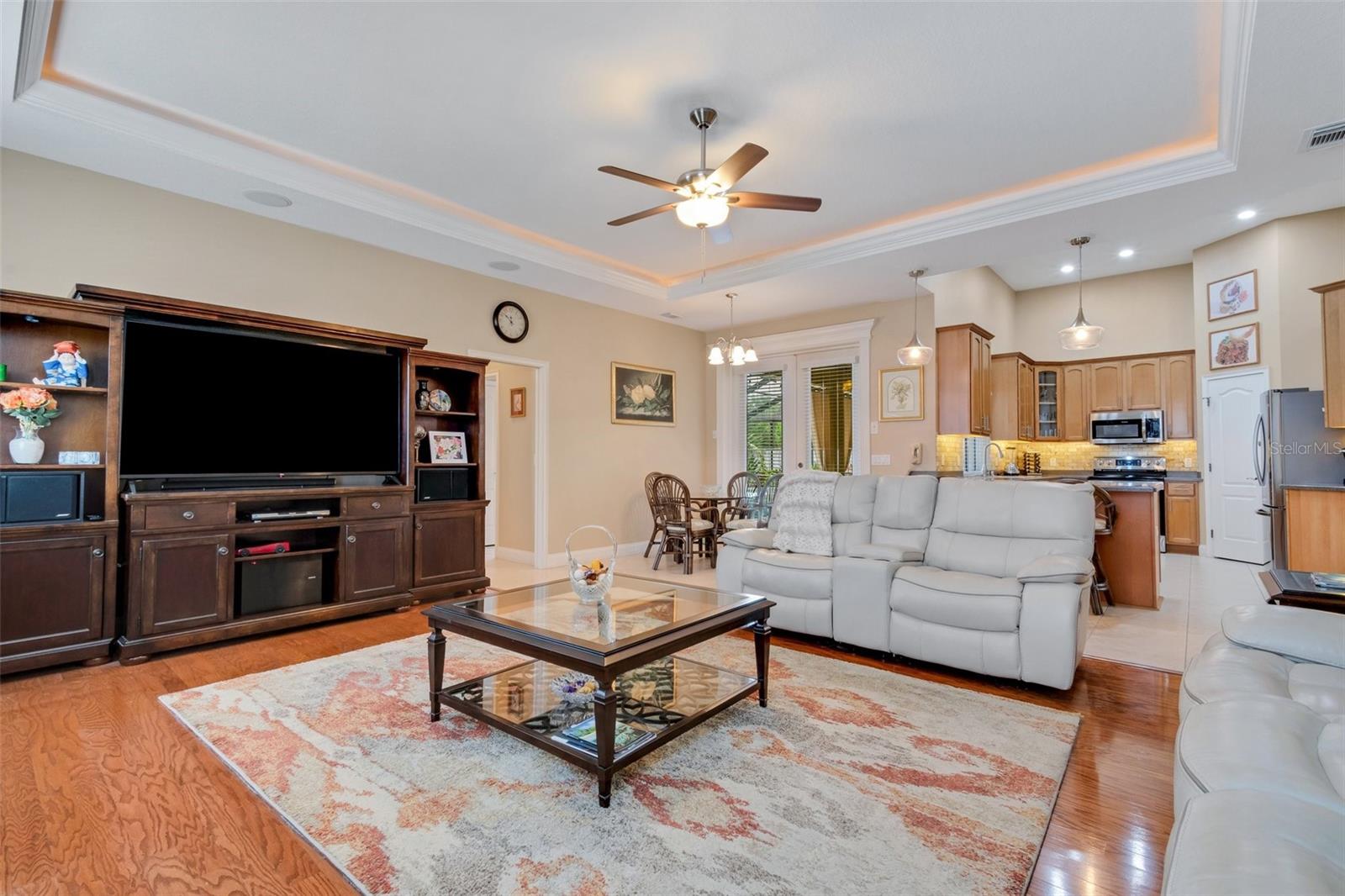 126 SHANNON OAKS DR