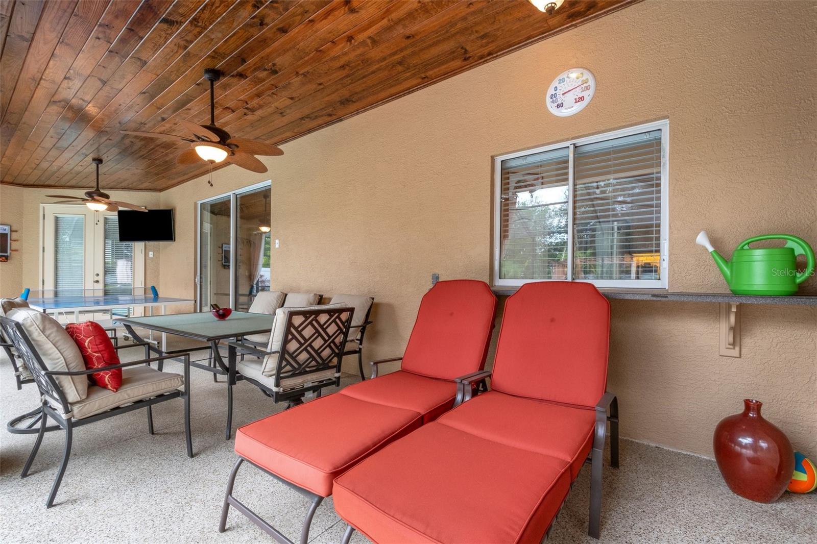 126 SHANNON OAKS DR