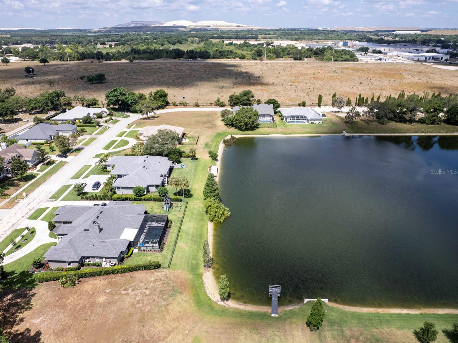 745 SQUARE LAKE DR E