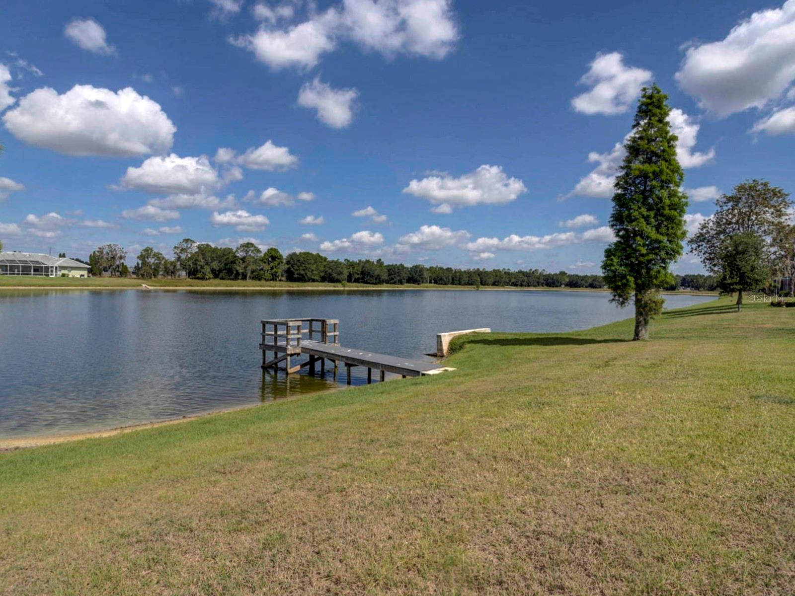 745 SQUARE LAKE DR E